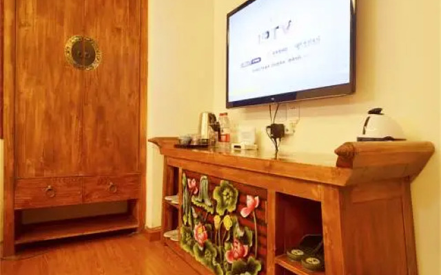 Lijiang Emerald Bay Inn