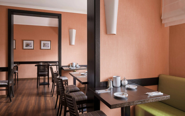 Best Western Raphael Hotel Altona