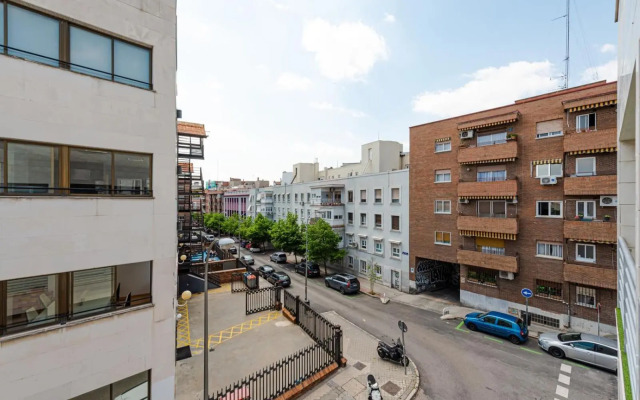 Francisco Remiro Fabulous Furnished Apartments in Guindalera