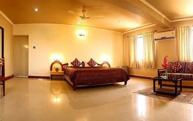 Om Shiv Hotel by Oyo Rooms