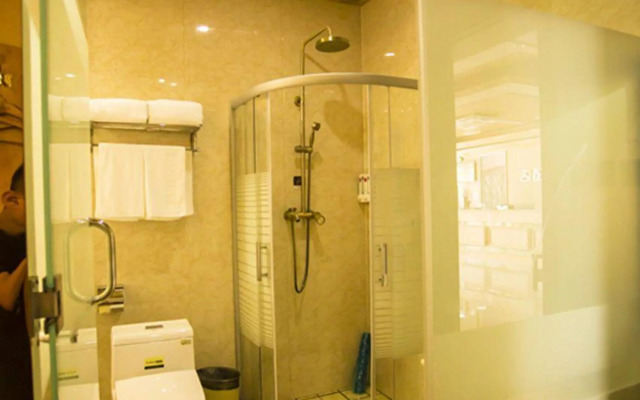 Junyi Apartment Hotel (Wei County Mingshui Road)