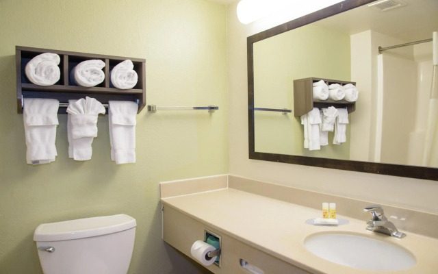 Pigeon River Inn