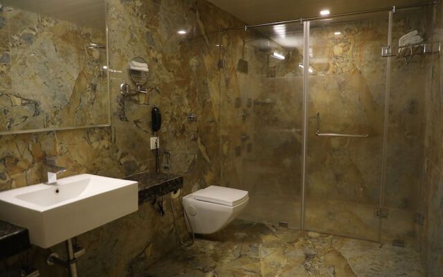 Neel's City Resort
