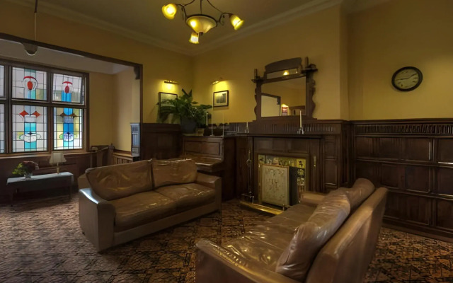 Bridge Inn Hotel
