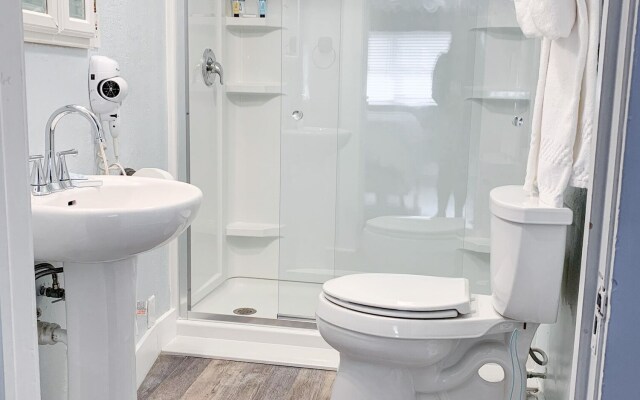 Beach Drive Inn Bed & Breakfast