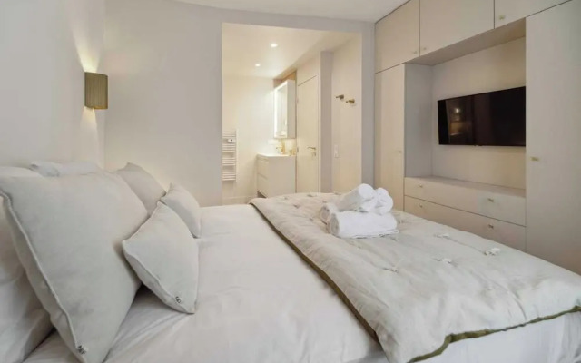 Chic 2br/4p Apartment - Saint-tropez Lices