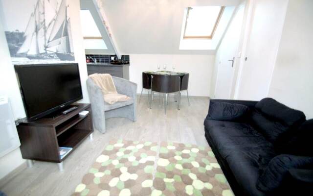 Apartment With one Bedroom in Saint-briac-sur-mer, With Furnished Terr