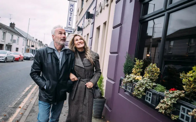 The Valley Hotel & Carriage Gardens