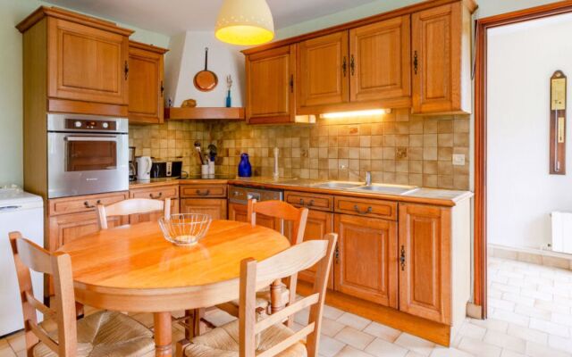 Holiday Home Le Saint Vigor (BAX400)