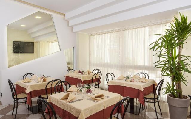 Hotel & Residence Continental