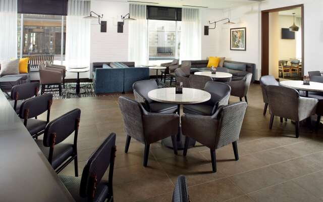 Hyatt Place Cleveland/Lyndhurst/Legacy Village