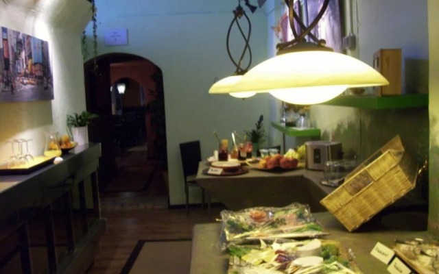 Fritzi's Art Hotel