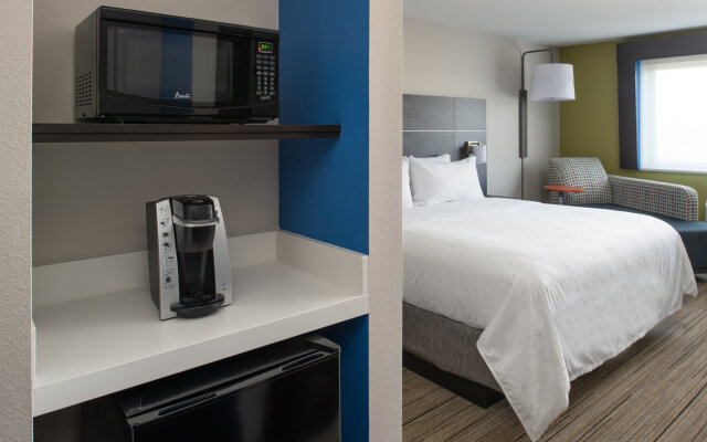 Holiday Inn Express & Suites Camas - Vancouver by IHG