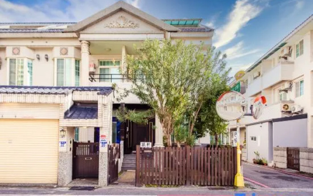 Ying Hsuan House