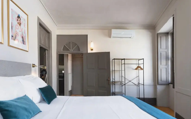 Feel Porto Antique Poveiros Flats