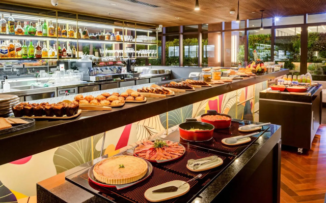 Qoya Hotel Sao Paulo Curio Collection By Hilton