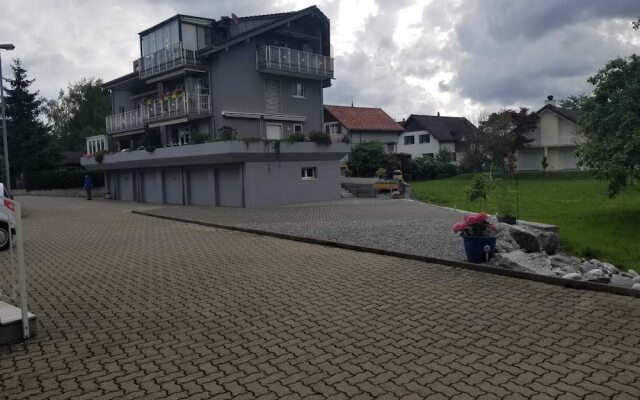 Studio directly by Lake Contance