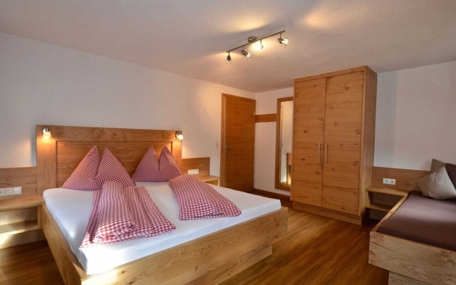 Pleasant Holiday Home in Umhausen With Balcony