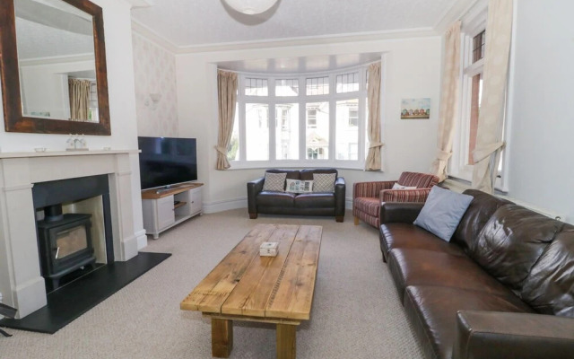 20 Ulwell Road
