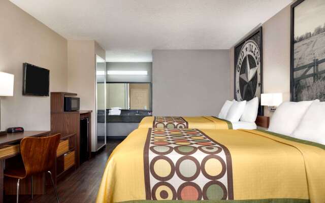 Super 8 by Wyndham Universal City