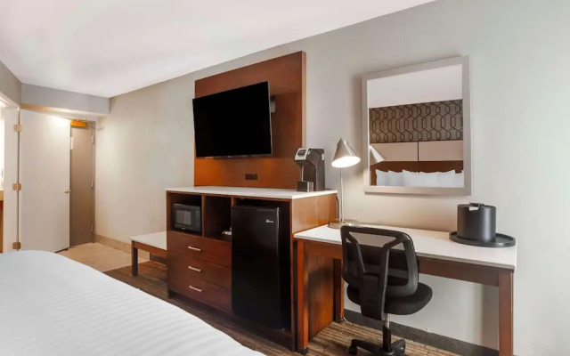 Ramada Inn