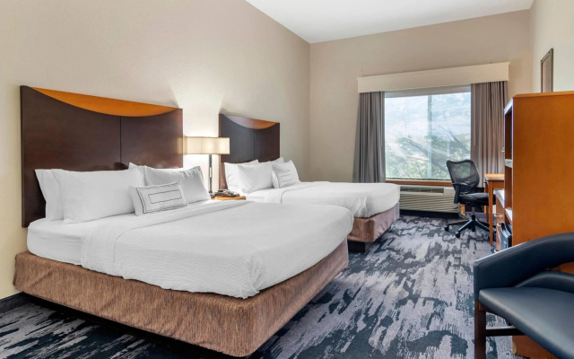 Fairfield Inn & Suites by Marriott Commerce