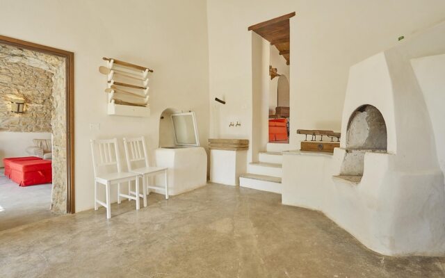 Casale Monte Kronio by Wonderful Italy