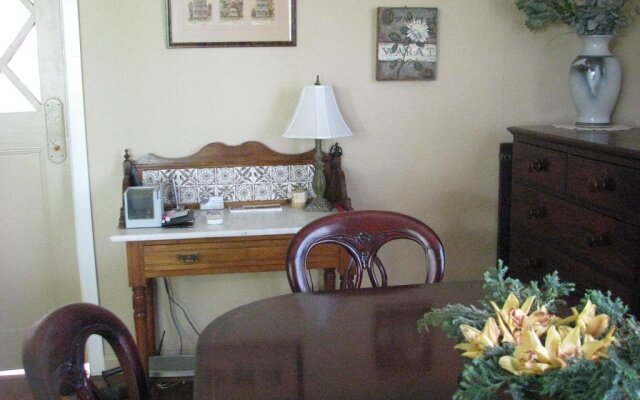 A Winter-Rose Cottage Bed and Breakfast