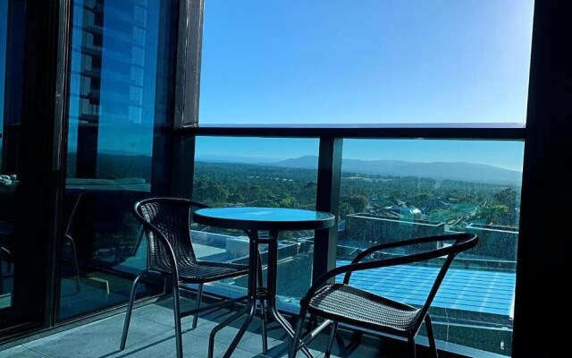Skygarden Luxury Condo