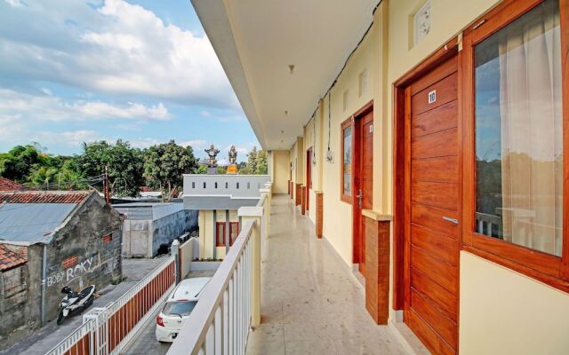 OYO 92952 Nirmala Guest House