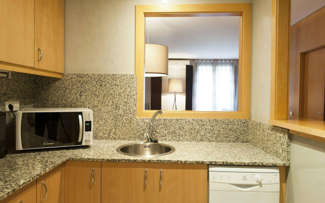 Aspasios Plaza Real Apartments