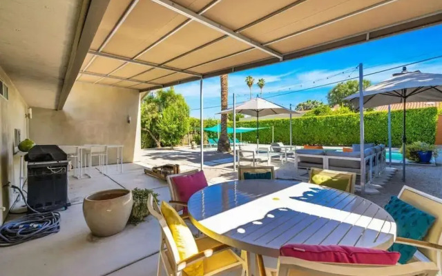 Modern Paradise at Sonora