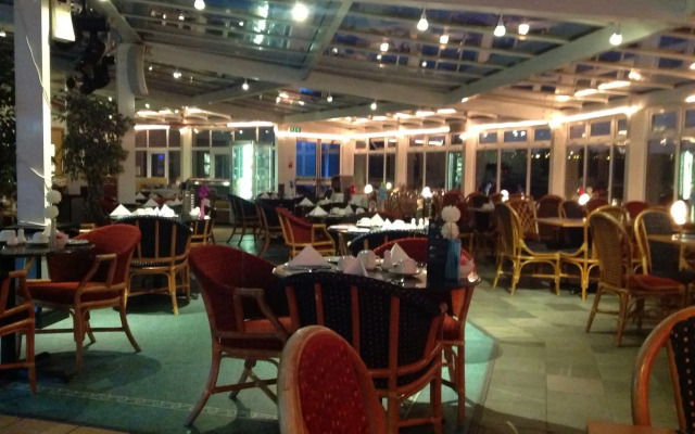 Little Haven Hotel On The Beach