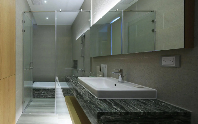 South Urban Hotel