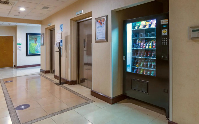 Holiday Inn Express Hotel & Suites Cuernavaca by IHG