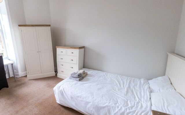 Silver Lining - Spottiswoode Apartment