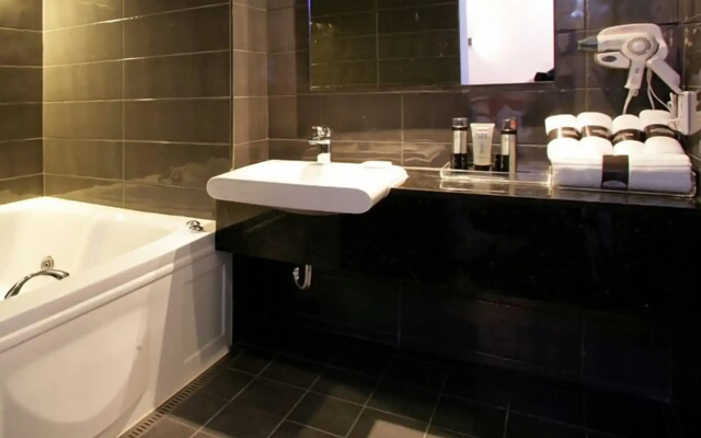 Antives Hotel
