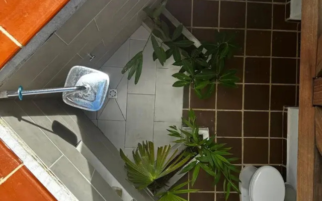 Pacific Waves Hostel & Surf