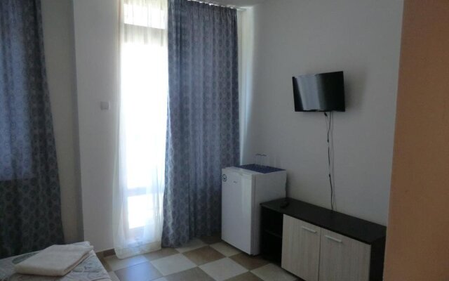 Guest House Petrovi