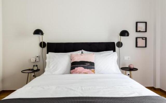 Elegant Kolonaki 2BD Apartment by UPSTREET