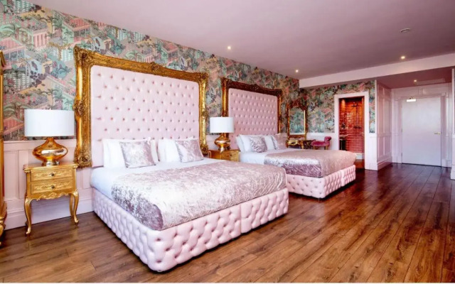 The Shankly Hotel