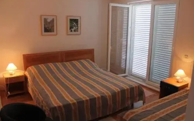 Bed & Breakfast Dora-Self check-in