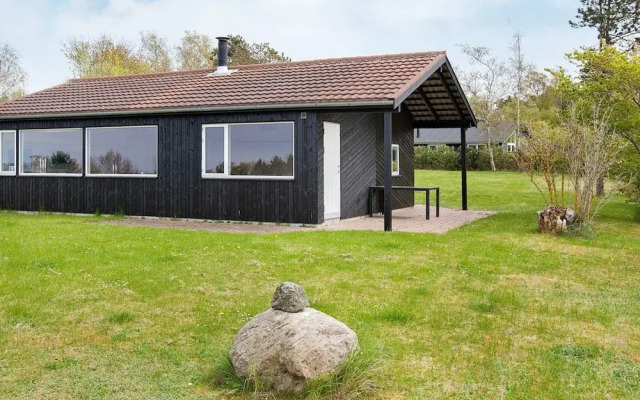 6 Person Holiday Home in Farevejle