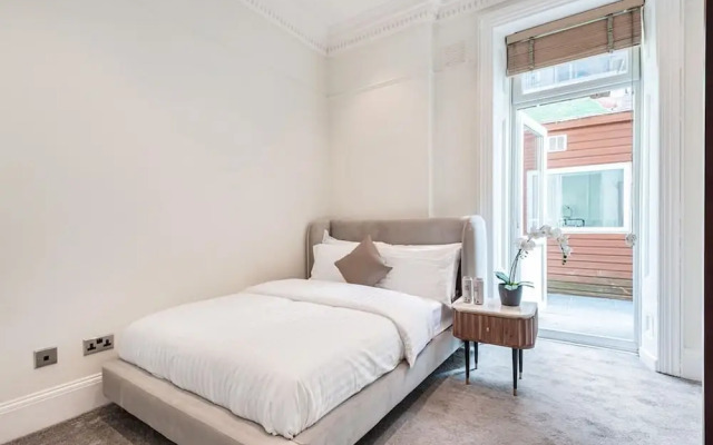 The Family Getaway - by Out of Office Lifestyle