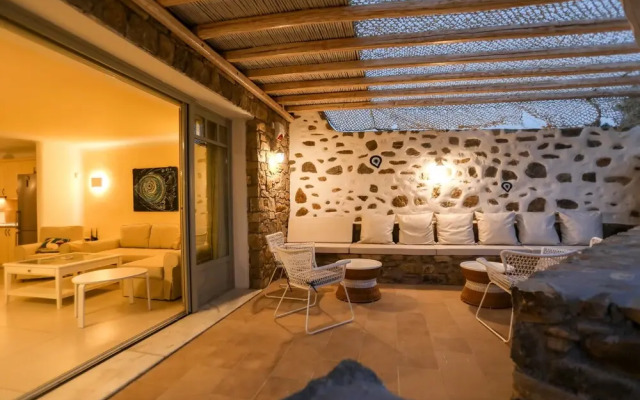 Annie House