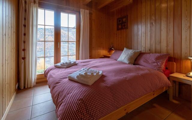 Chalet Belle Vue 10 Pers Fireplace Apple TV