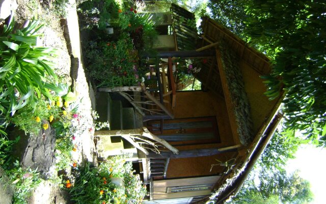 Baannumhoo Homestay Resort & Camping
