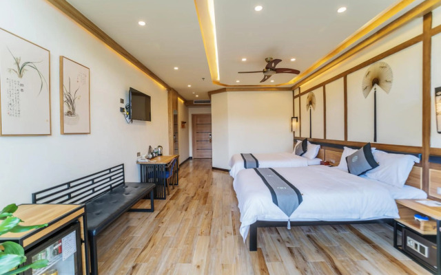 The Bamboo Leaf Yangshuo