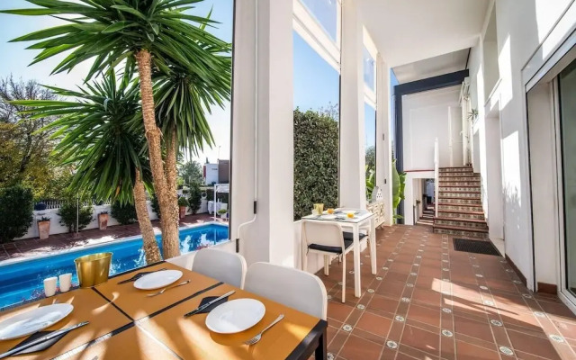 Charming 10 Pers Villa With Swimmingpool Sevilla