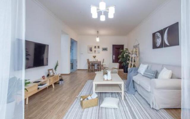 Chengdu Chenghua·Giant Panda Breeding Base Locals Apartment 00149350